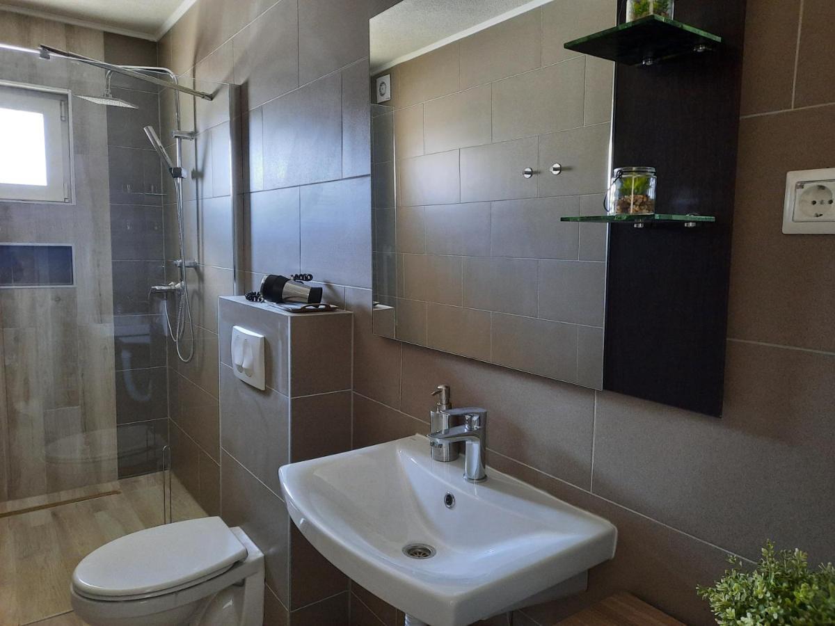 Bed and Breakfast O'Toole'S, Plitvice Korenica Exterior foto